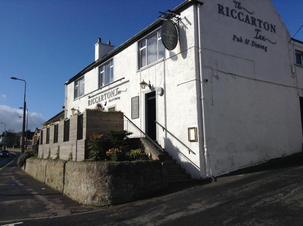 Riccarton Inn Currie Exteriér fotografie